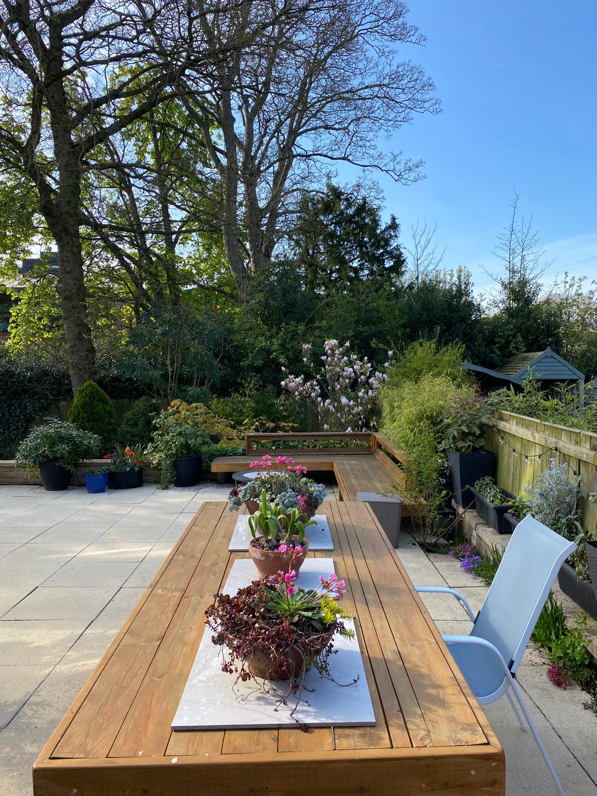 Garden - Outdoor Dining Area